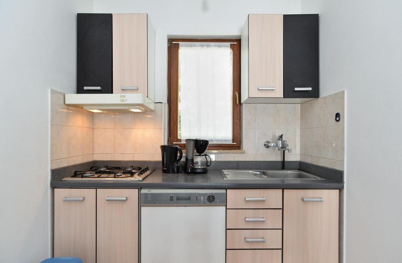 Вилла House Premantura 1096 Экстерьер фото