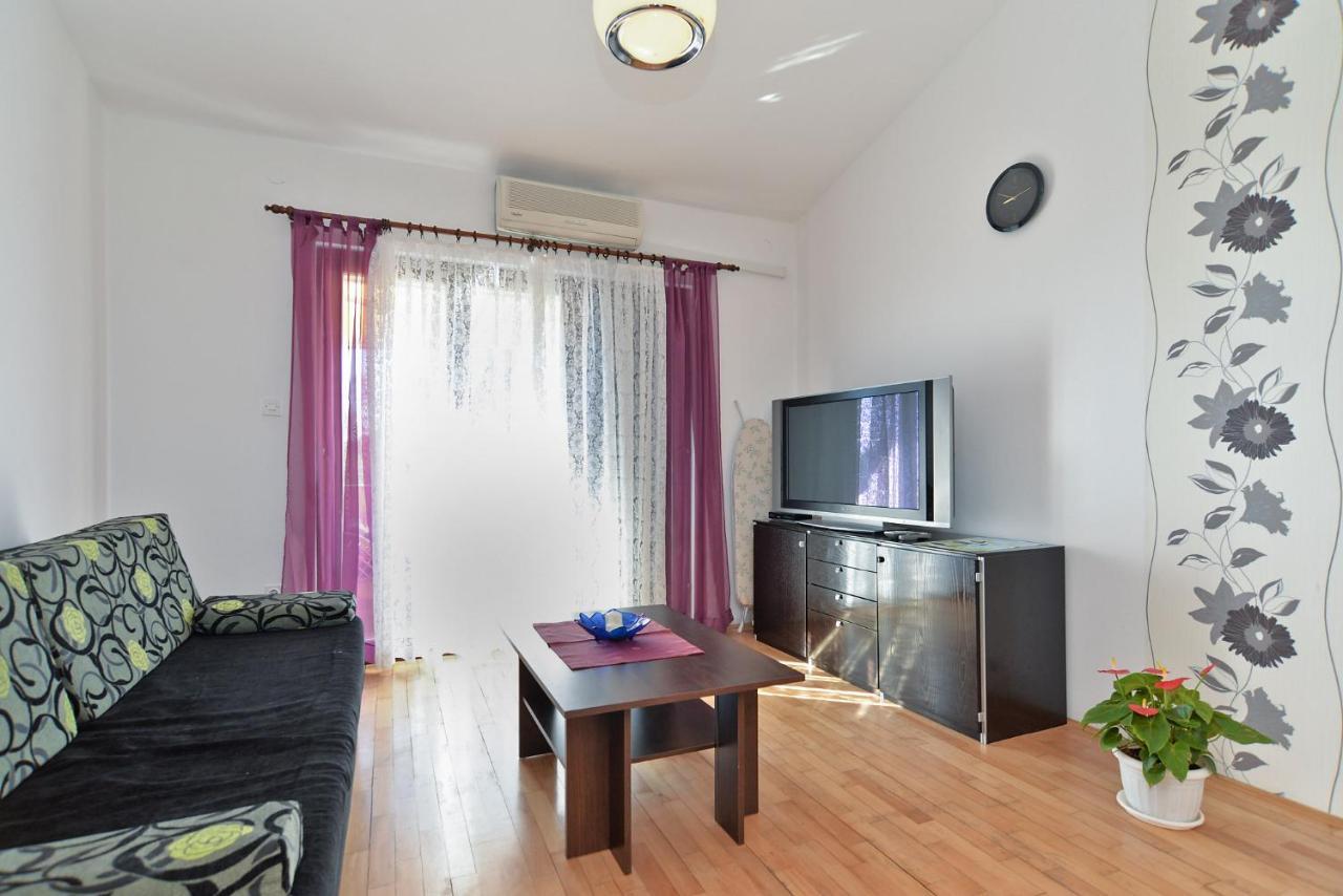 Вилла House Premantura 1096 Экстерьер фото